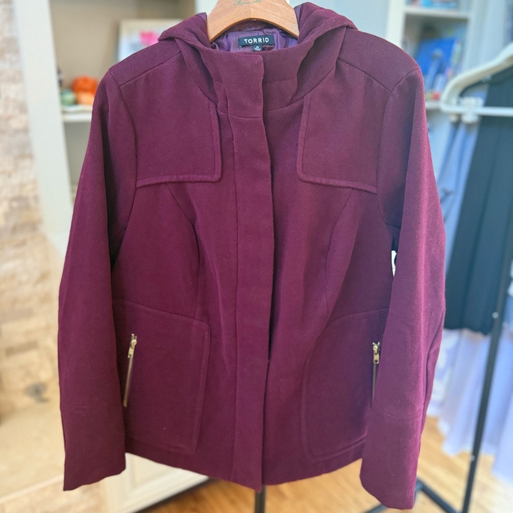 Torrid Women's Hooded Peacoat Size 0 (Large) Coat‎ Maroon Full Zip - Picture 2 of 9